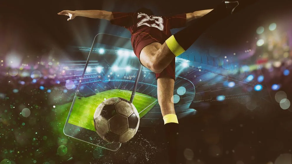 Aksi pertandingan olahraga di arena kompetisi